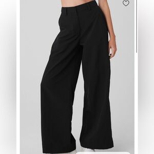Alo High-Waist Street Smart Trouser